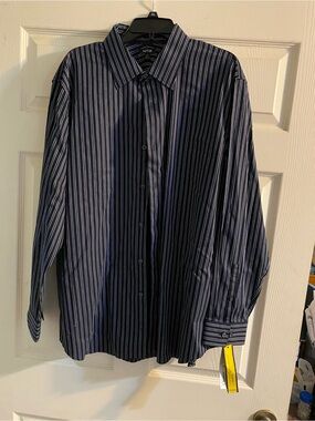 Apt. 9 Navy and White Vertical Stripe Dress Shirt
